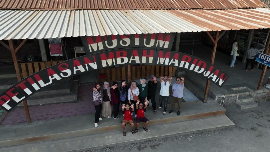 Kunjungan peserta Universitas Lambung Mangkurat ke Musium Petilasan Mbah Maridjan 