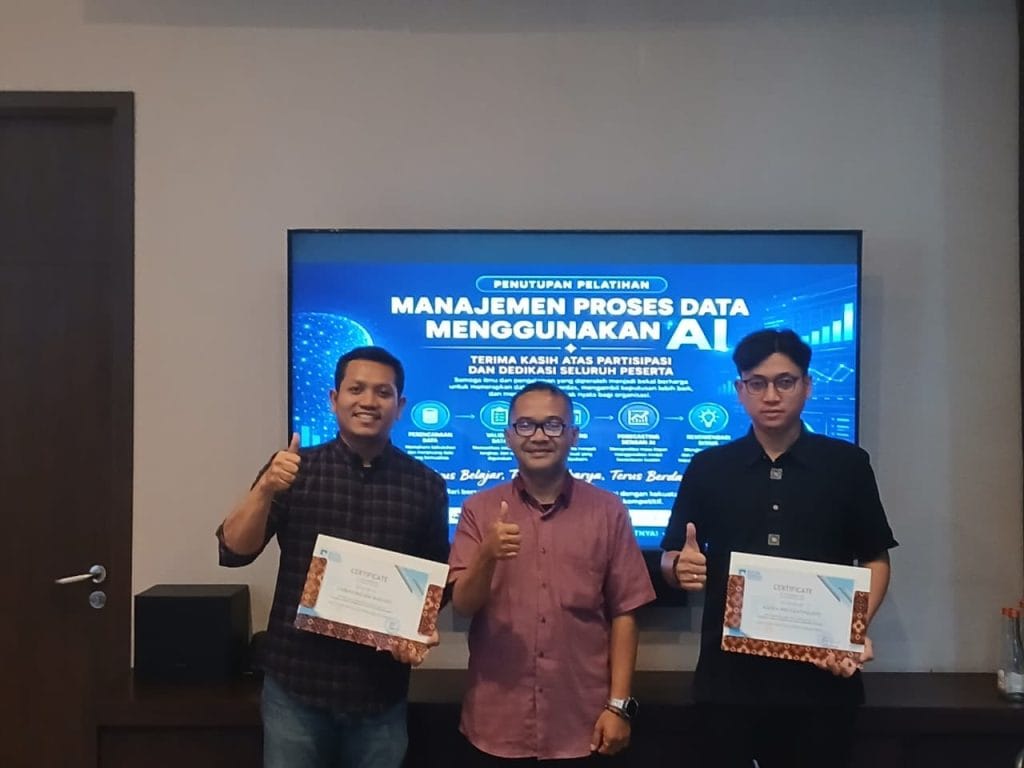 Pelatihan dan Uji Sertifikasi Penerapan Artificial Intelligence (AI) untuk Proses Data BNSP di Bandung