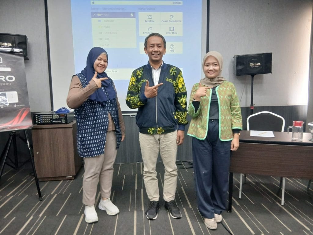 Training dan Ujian Sertifikasi Operator Komputer Muda BNSP di Bandung